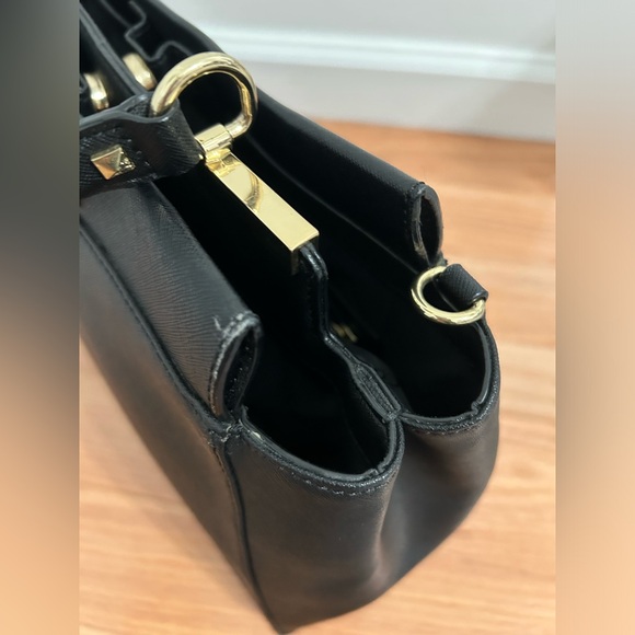 Calvin Klein saffiano leather satchel purse with removable shoulder strap - Picture 6 of 14